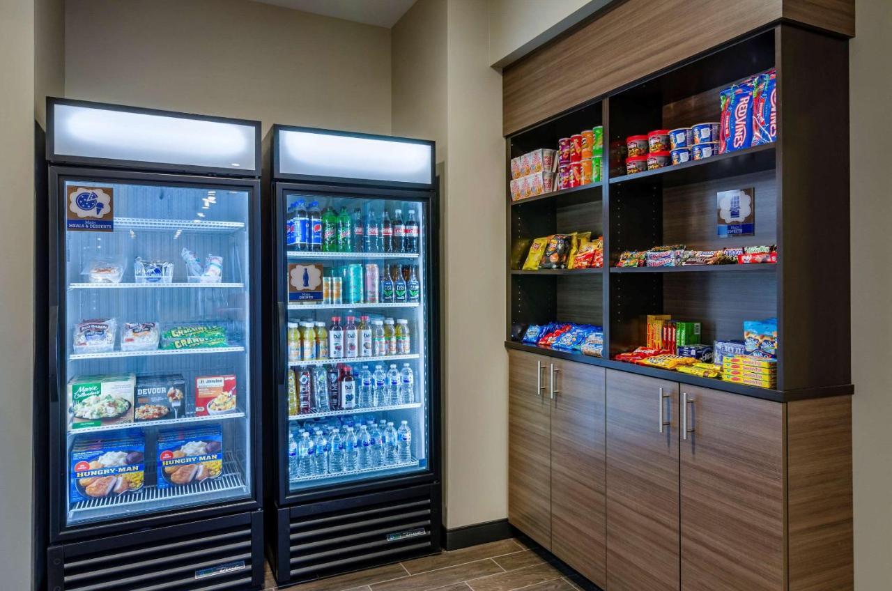 Sleep Inn & Suites Great Falls Airport Bagian luar foto